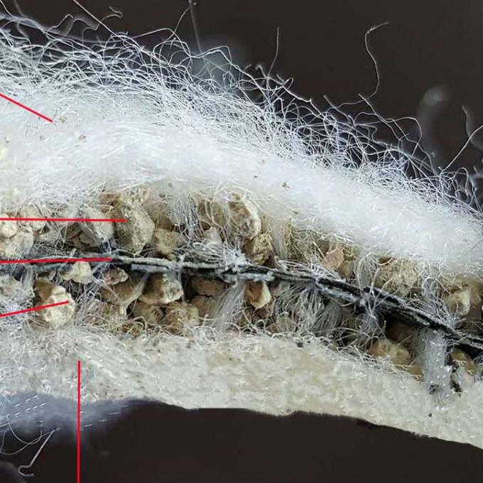 Geotextil de bentonita para el revestimiento de estanques Bentonita natural de sodio revestimiento de arcilla geosintética 4