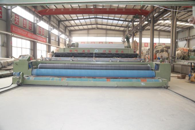 Geotextil de bentonita para el revestimiento de estanques Bentonita natural de sodio revestimiento de arcilla geosintética 8