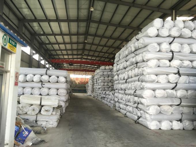 GCL15mm 180g No tejido 11000g Granula de bentonita 125g Tejido de tela de arcilla geosintética para impermeabilización 3