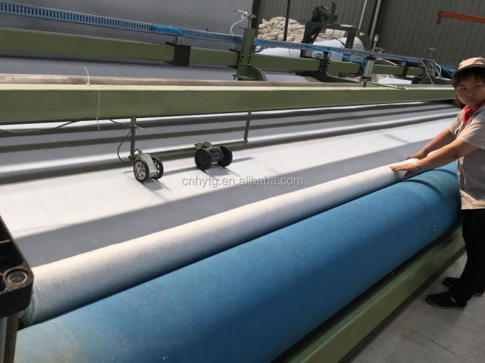 GCL15mm 180g No tejido 11000g Granula de bentonita 125g Tejido de tela de arcilla geosintética para impermeabilización 2