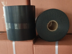 Curso a prueba de humedad de polietileno en relieve negro para la construcción de hoteles a prueba de agua 0